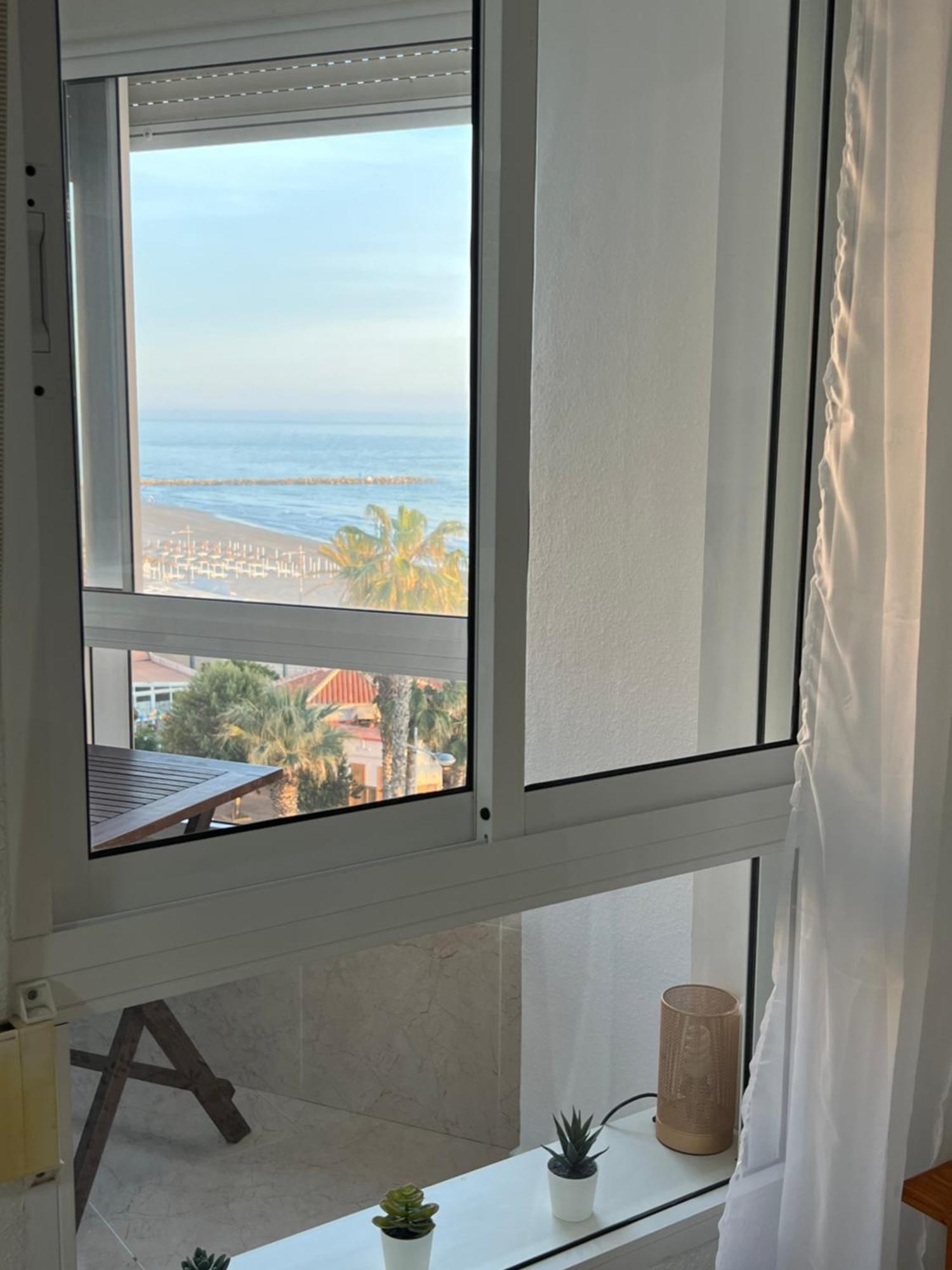 Estudio Mar En Calma, Primera Linea De Playa Con Vistas Al Mar Torrox Exteriér fotografie